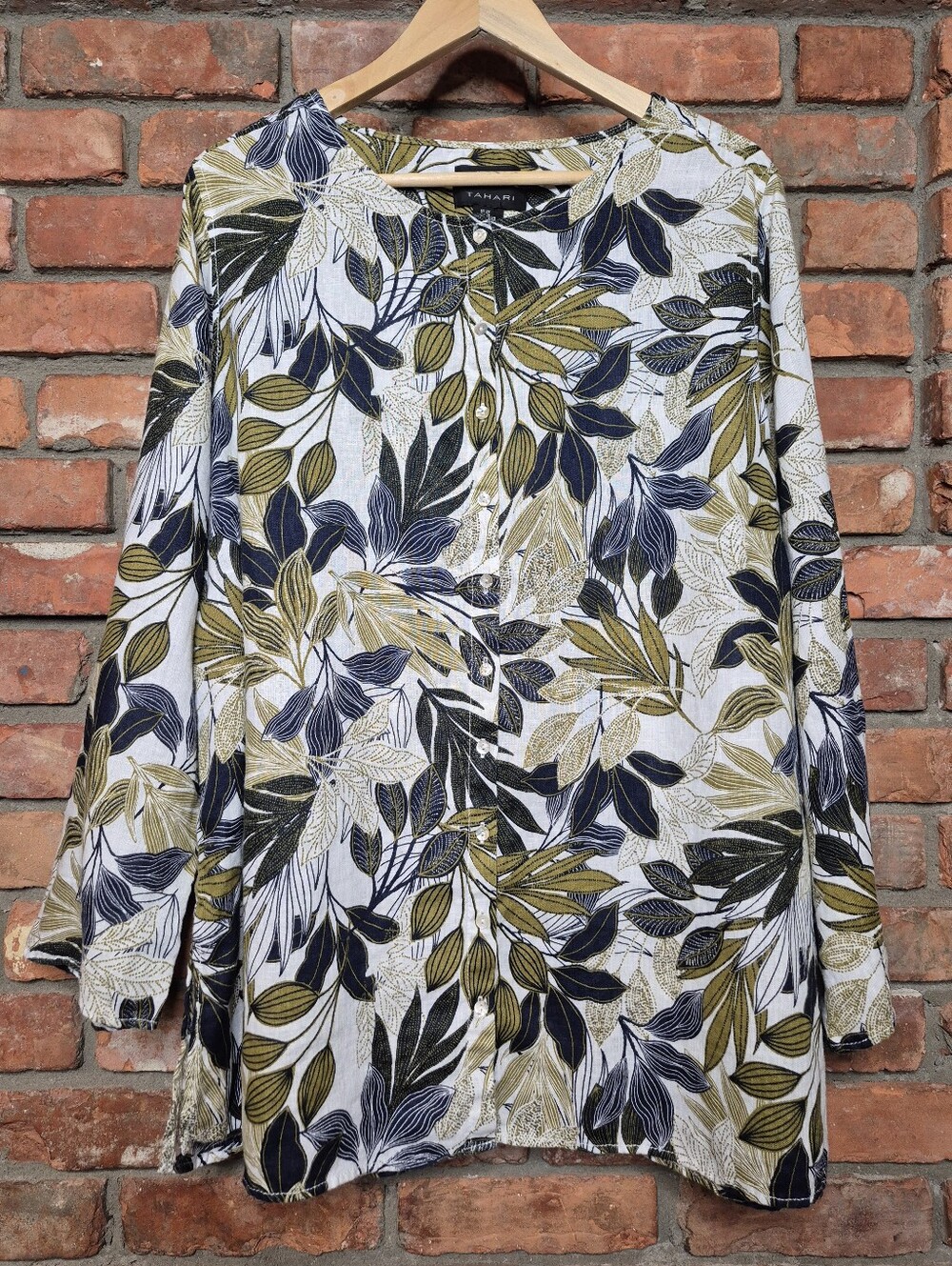 Tahari 100% Linen Tropical Leaf Tunic Top 2X Button Front Coastal Resort